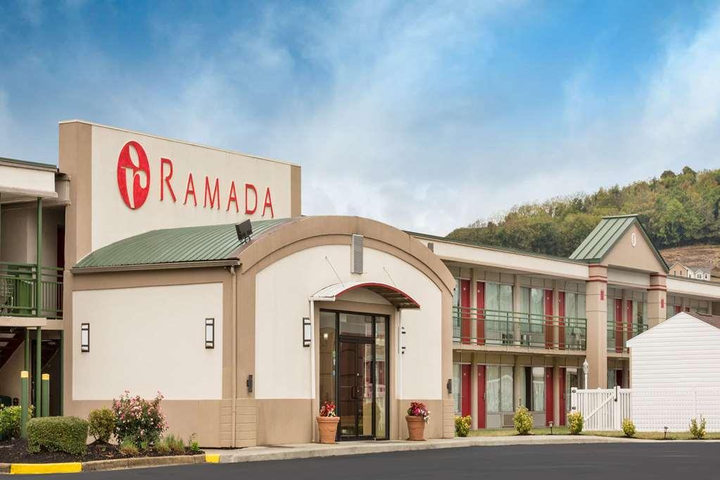 Motel Ramada By Wyndham Harrisonburg Exterior foto